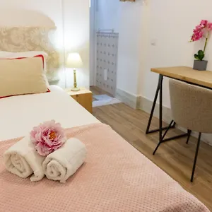Pensión Lalitana Townhouse